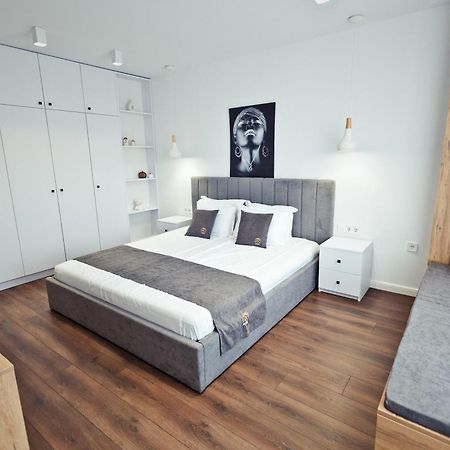 Agia- Luxury Apartment 소피아 외부 사진